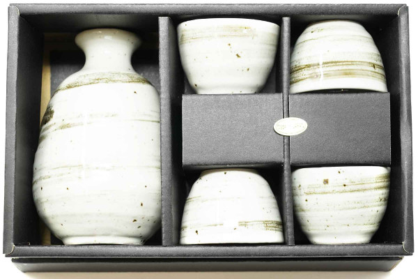 Sake-Set in “Pearl Creme“-Optik, 5-teilig